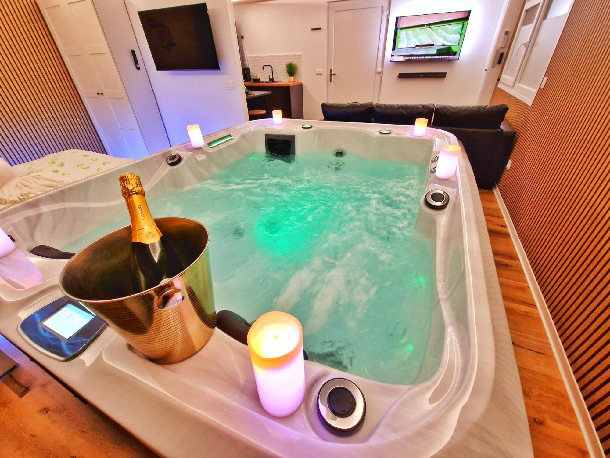 Relax Spa-4 Pers-Jacuzzi-Parking-Jardin-Clim-Colmar Muntzenheim Buitenkant foto