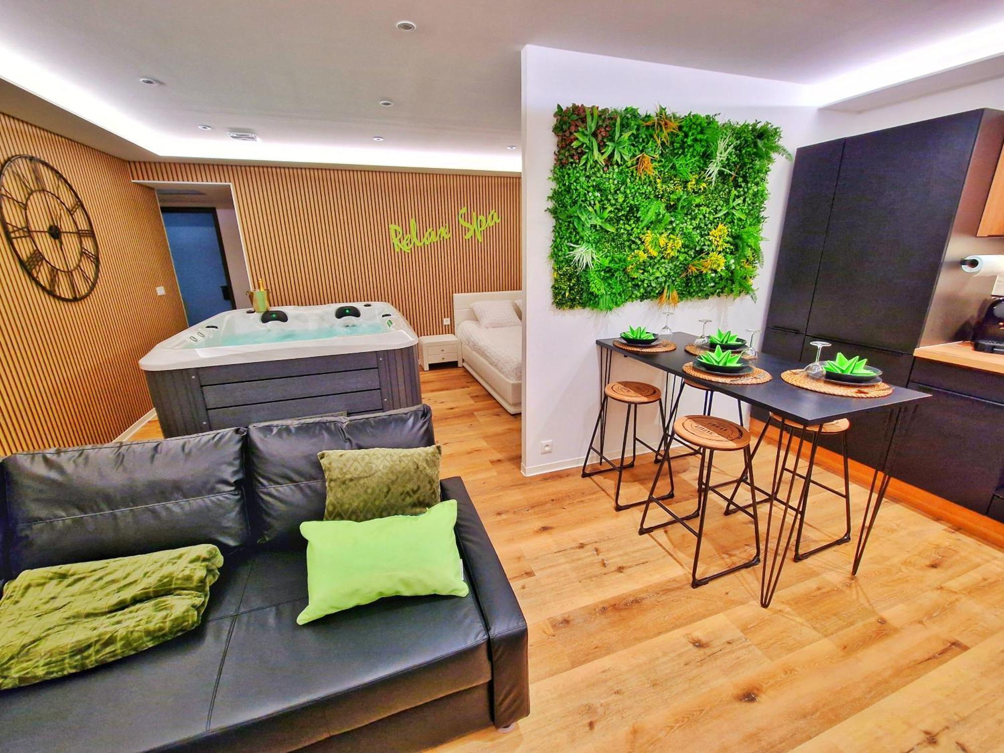Relax Spa-4 Pers-Jacuzzi-Parking-Jardin-Clim-Colmar Muntzenheim Buitenkant foto